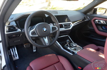 2022 BMW M240i Coupe, iç mekan